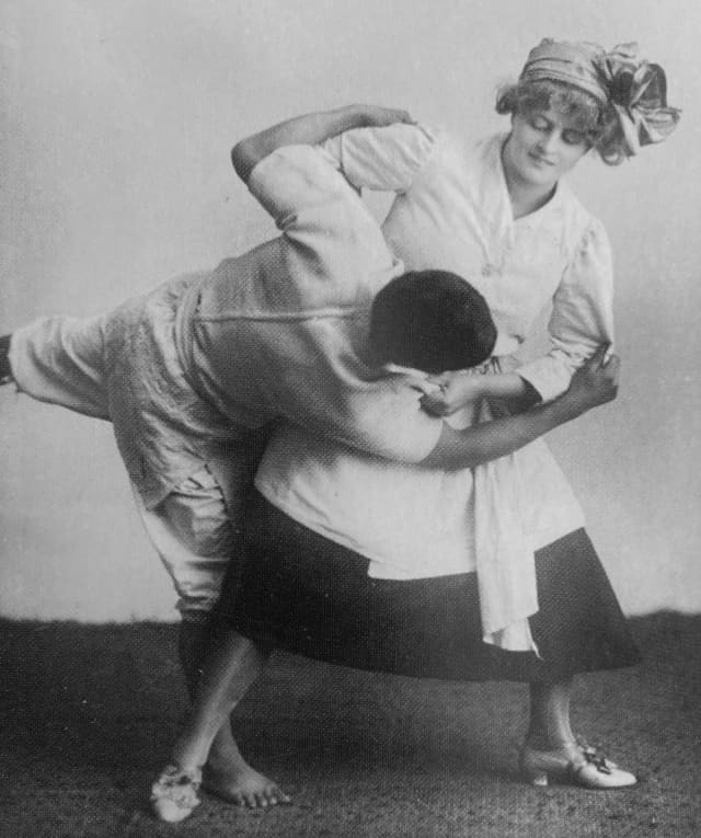 Self-defence class around 1905